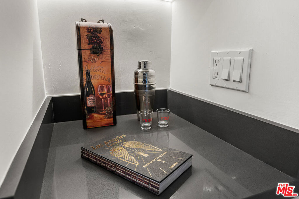 4806 Sylmar Ave Penthouse - Photo 38