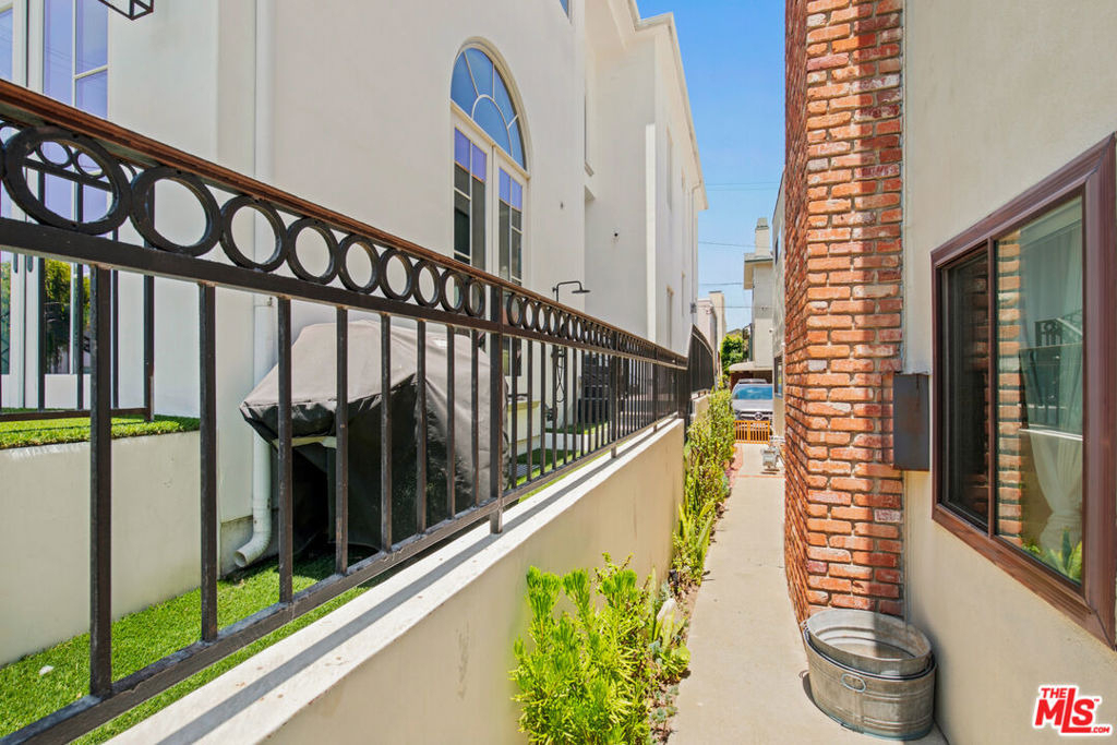 23 Privateer Street - Photo 50