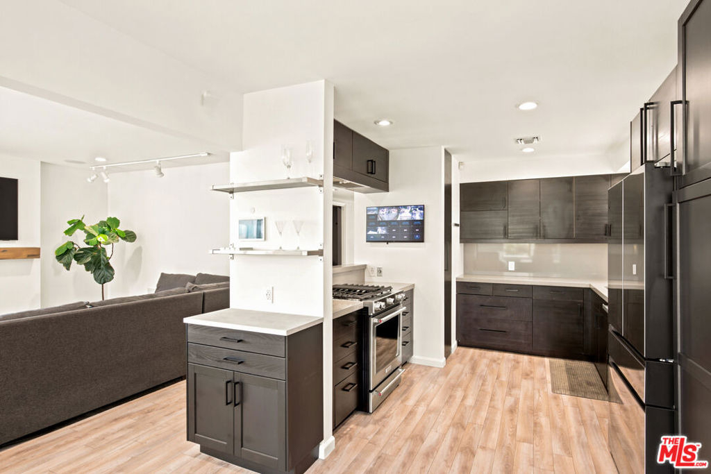 23 Privateer Street - Photo 11