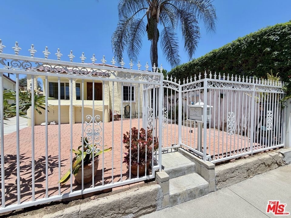 2407 Fernleaf Street - Photo 25