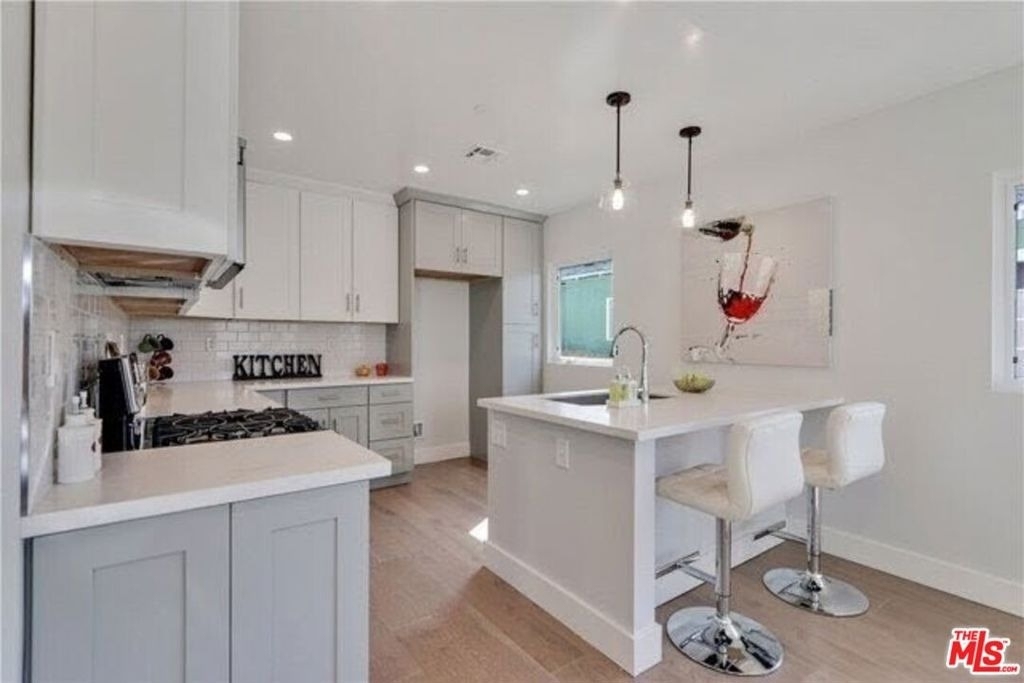 919 Isabel Street - Photo 6