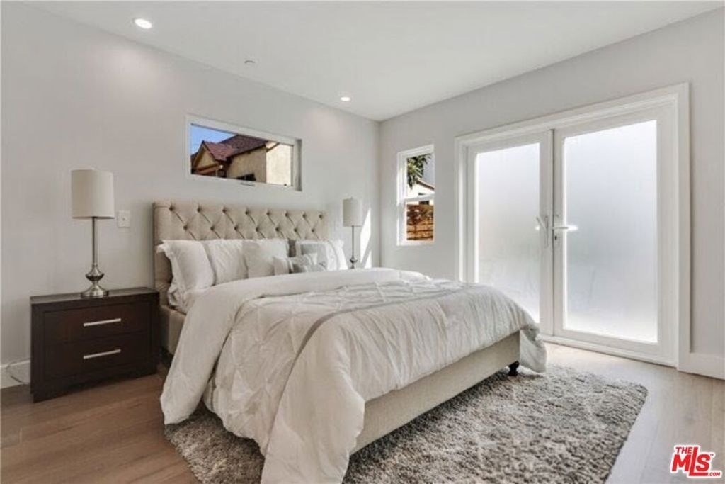 919 Isabel Street - Photo 8