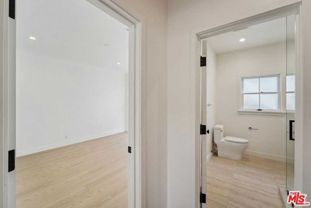 9122 W 3rd Street - Photo 21