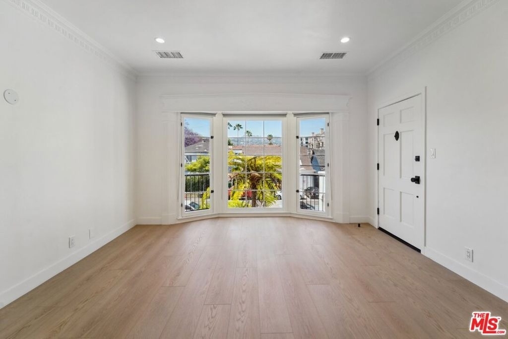 9122 W 3rd Street - Photo 7