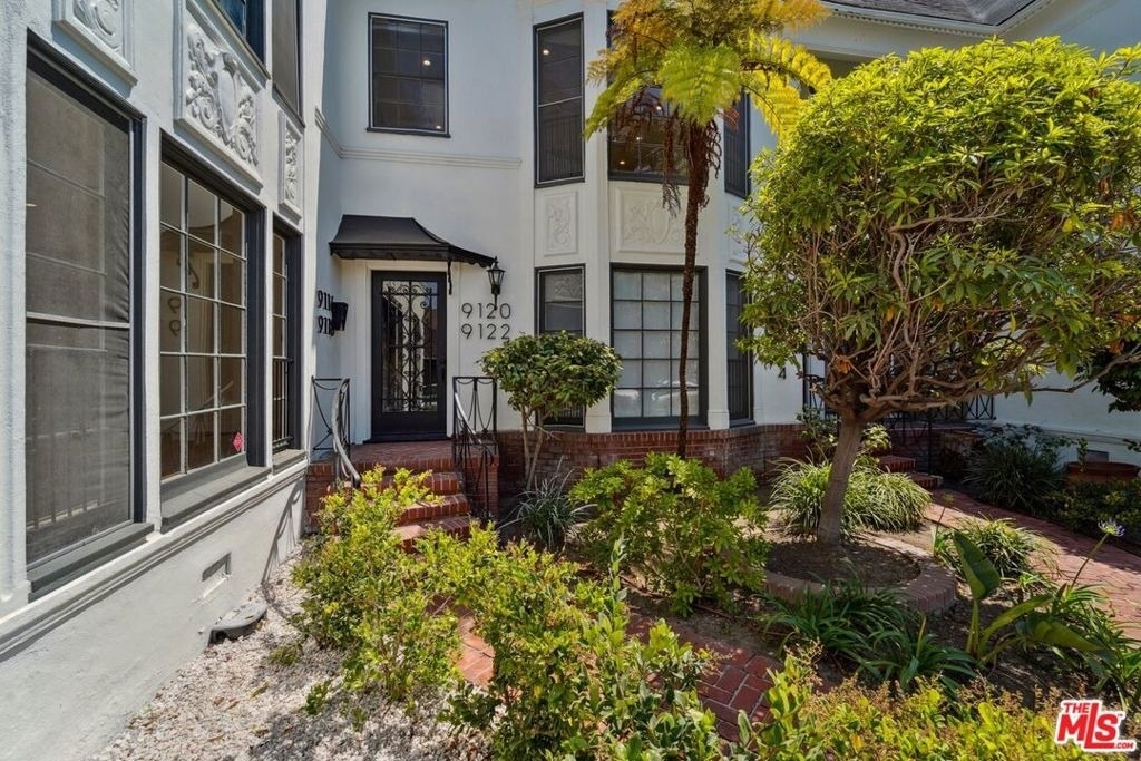 9122 W 3rd Street - Photo 2
