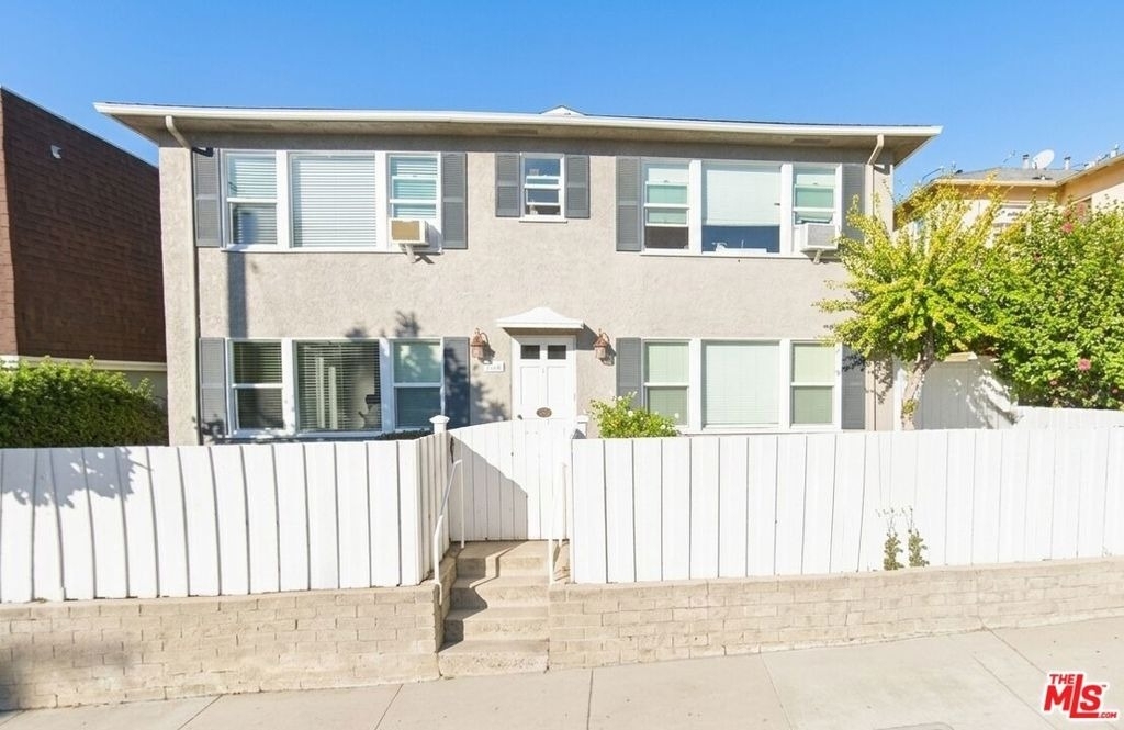 4121 Ocean View Boulevard - Photo 0