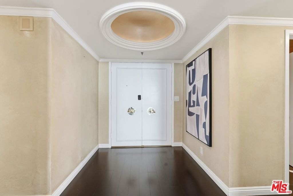 1333 S Beverly Glen Boulevard - Photo 1