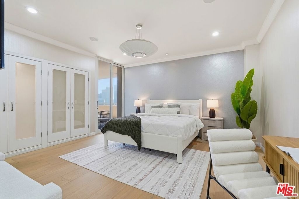 1333 S Beverly Glen Boulevard - Photo 8
