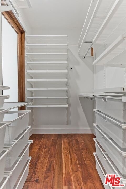 7270 Waring Avenue - Photo 22