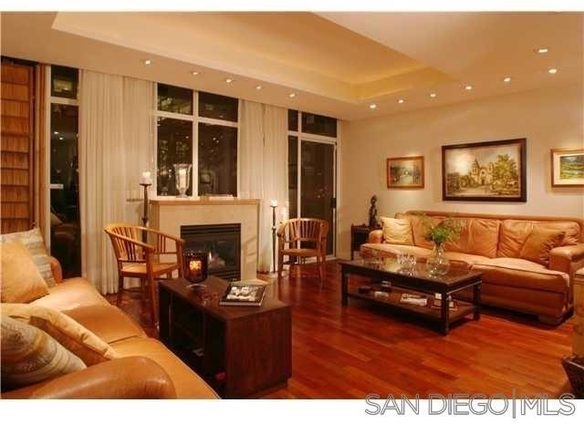 700 W Harbor Dr. - Photo 2