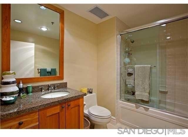700 W Harbor Dr. - Photo 13