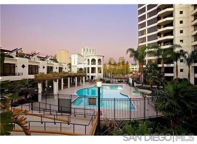 700 W Harbor Dr. - Photo 21