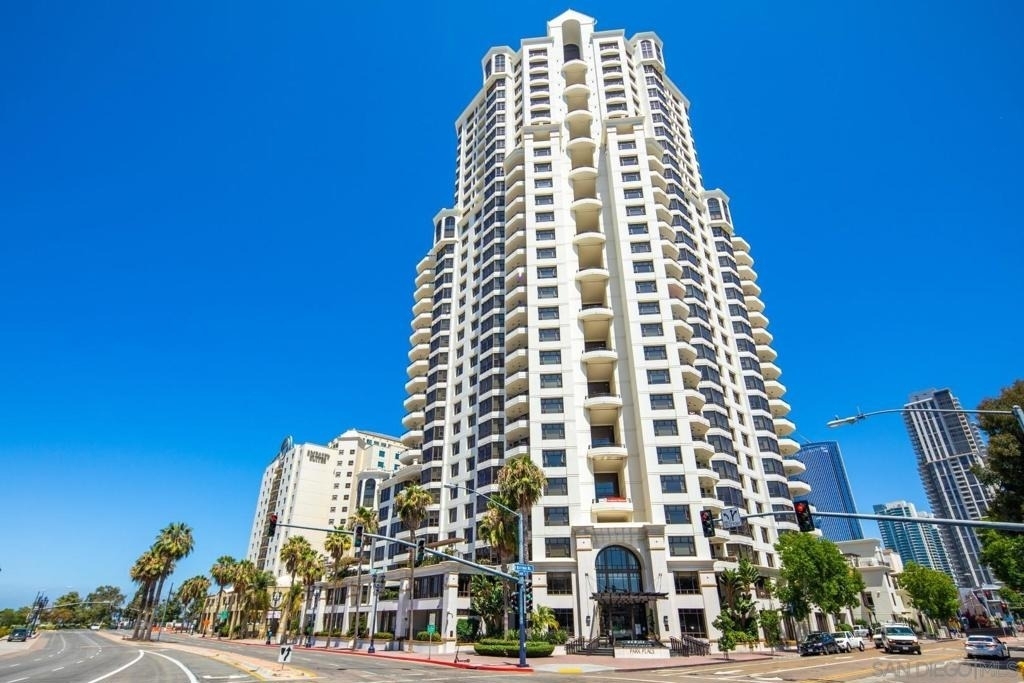 700 W Harbor Dr. - Photo 27