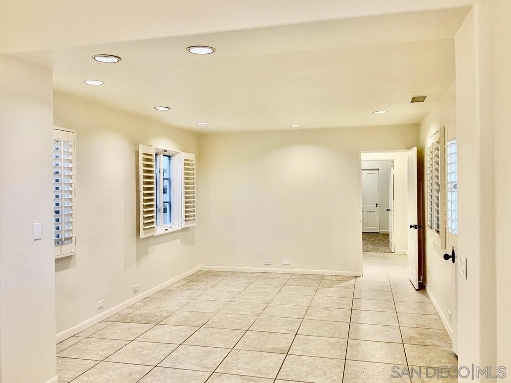 5505 Codorniz (gate House) - Photo 7