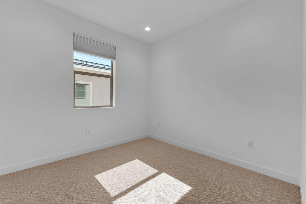 74236 Dexter Street - Photo 11