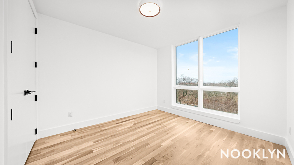 1233 Eastern Pkwy 11213 - Photo 8