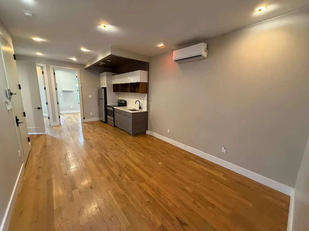 15 Pleasant Place - Photo 1