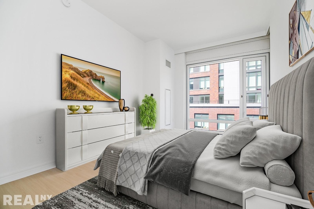 Eleventh Avenue - Photo 2