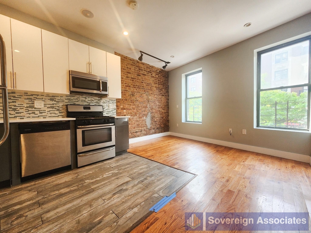 4230 Broadway - Photo 2