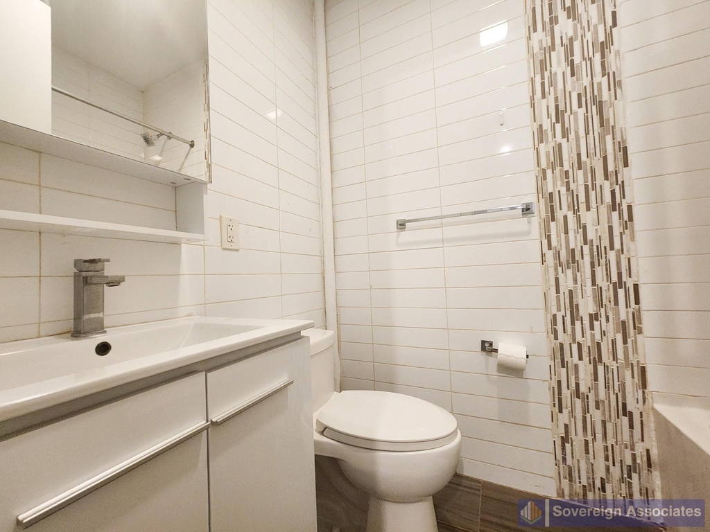 4230 Broadway - Photo 3