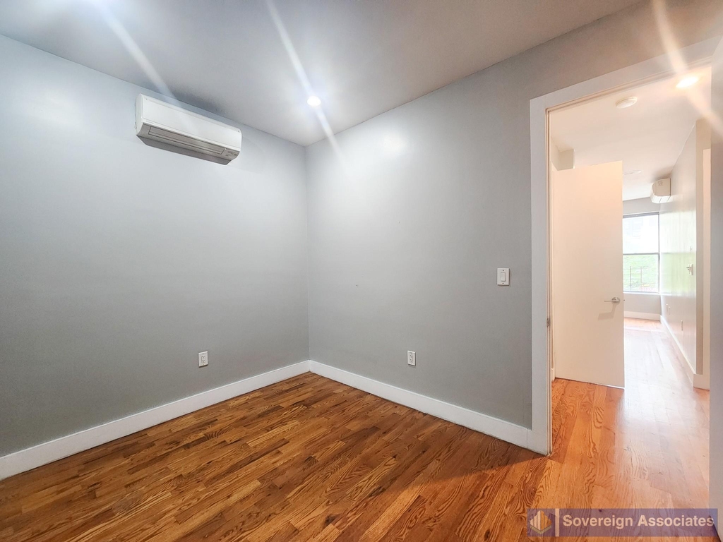 4230 Broadway - Photo 7
