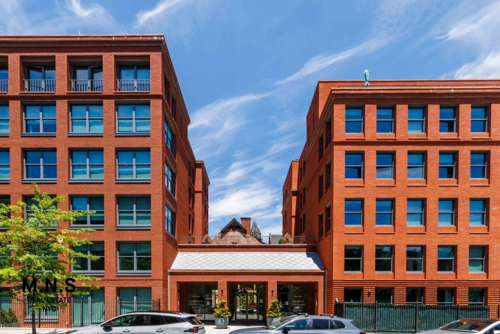 Sterling Place - Photo 17