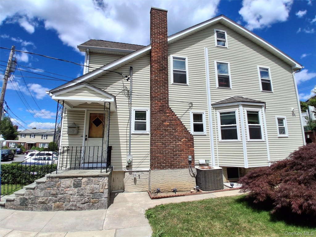 16 Richardson Place - Photo 1