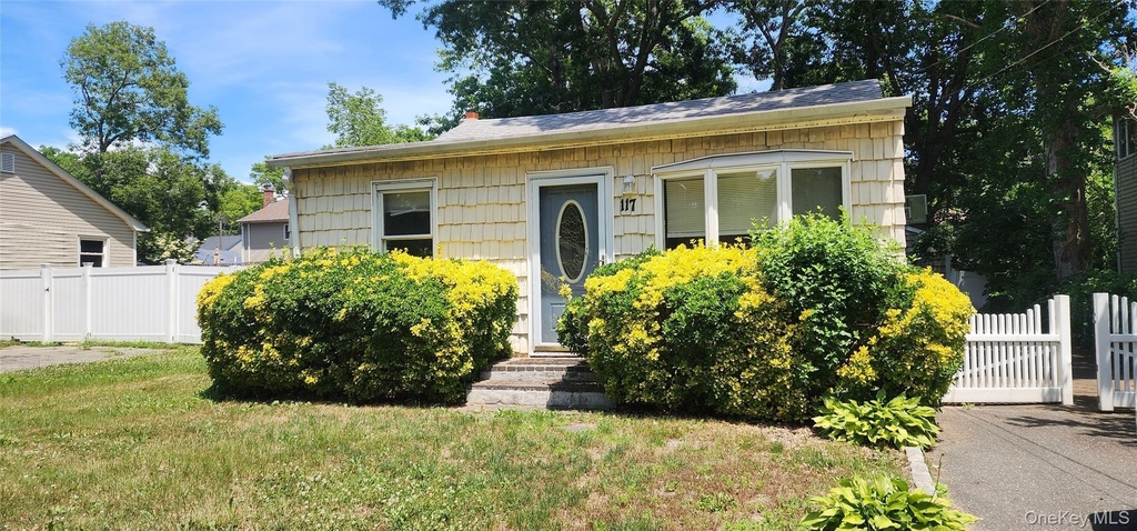 117 Alder Drive - Photo 0