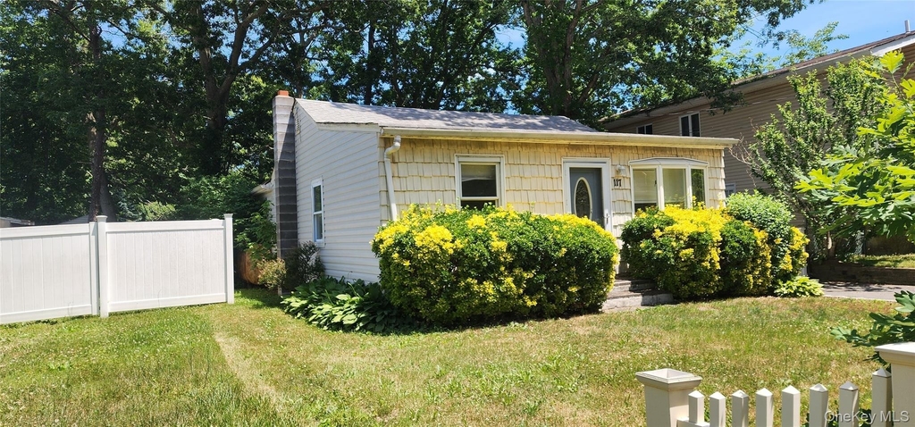 117 Alder Drive - Photo 1
