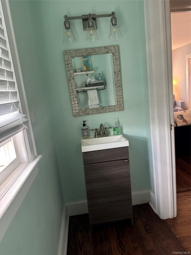 523 Second Ave - Photo 5