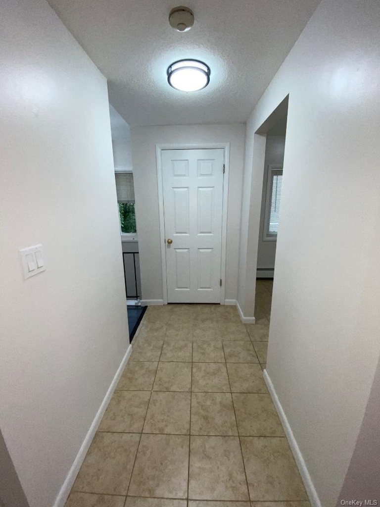 85 N Middletown Road - Photo 19