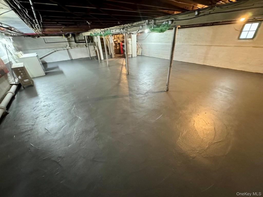 121 Lyon Place - Photo 10
