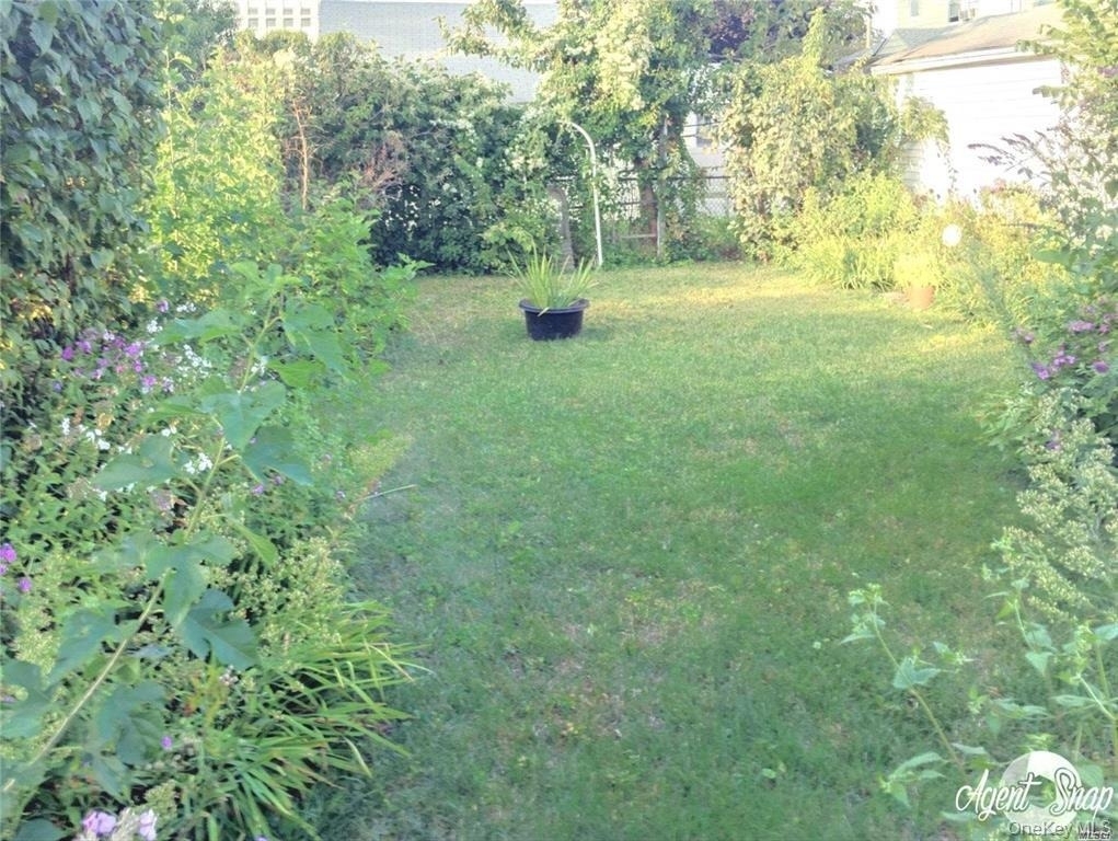 121 Lyon Place - Photo 13