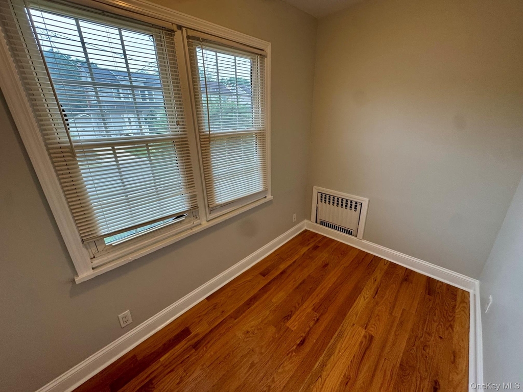121 Lyon Place - Photo 9