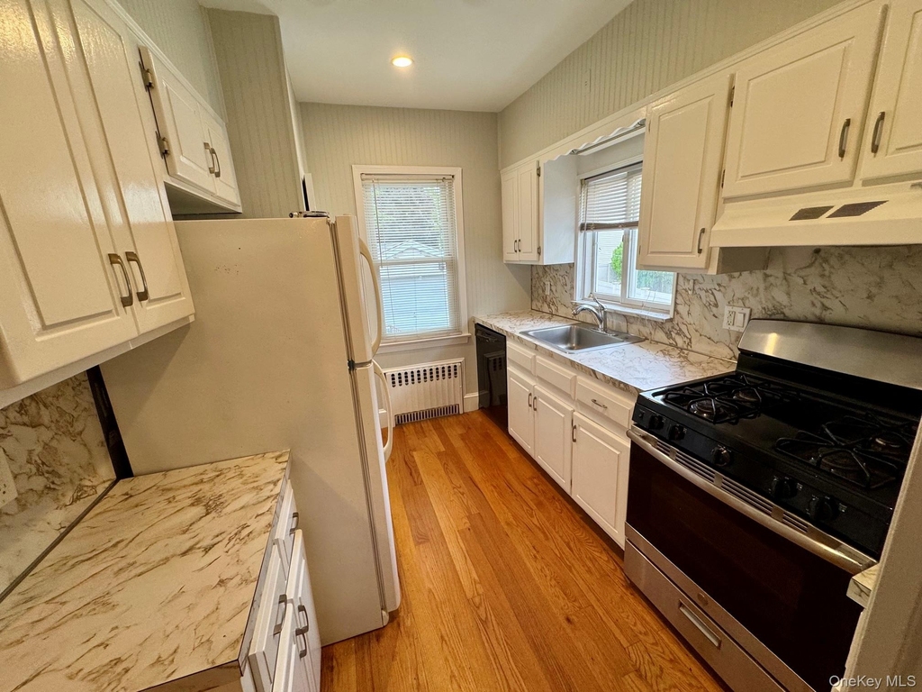 121 Lyon Place - Photo 5