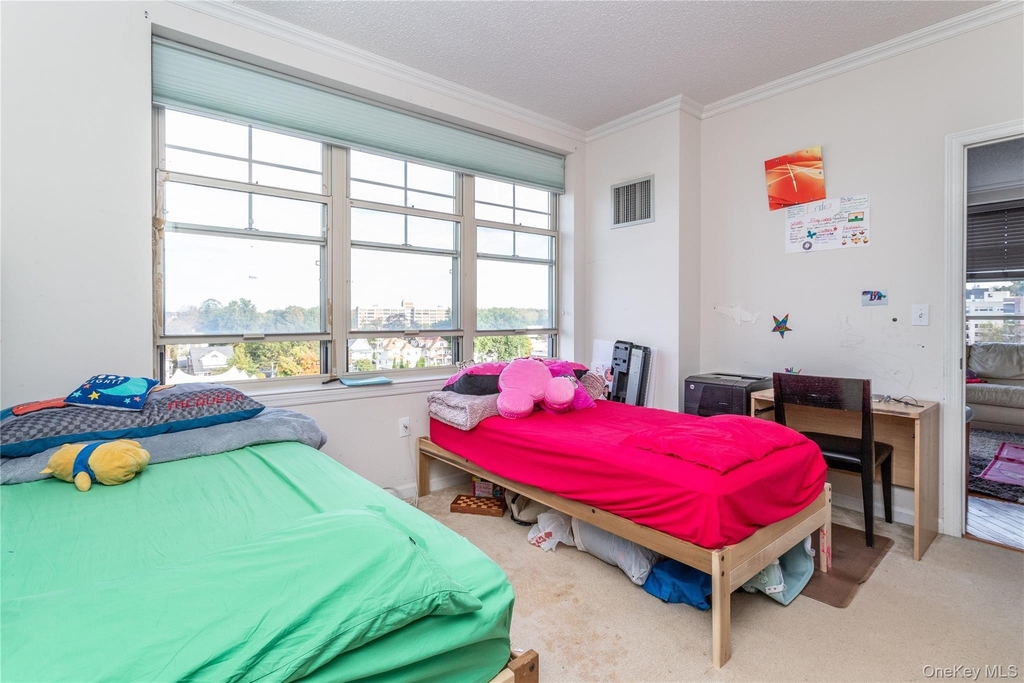 300 Mamaroneck Avenue - Photo 7