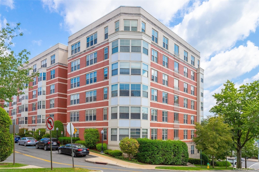 300 Mamaroneck Avenue - Photo 12