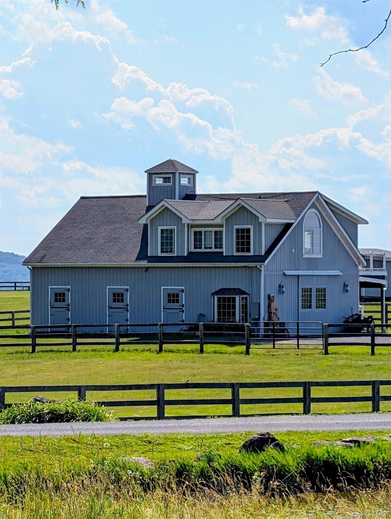 139 Fox Hill Road - Photo 0