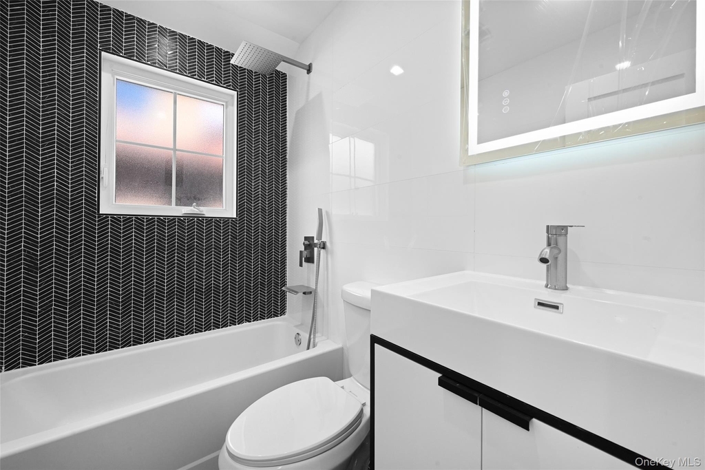 214-31 39th Avenue - Photo 6