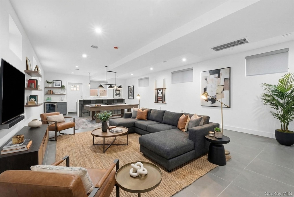 214-31 39th Avenue - Photo 5