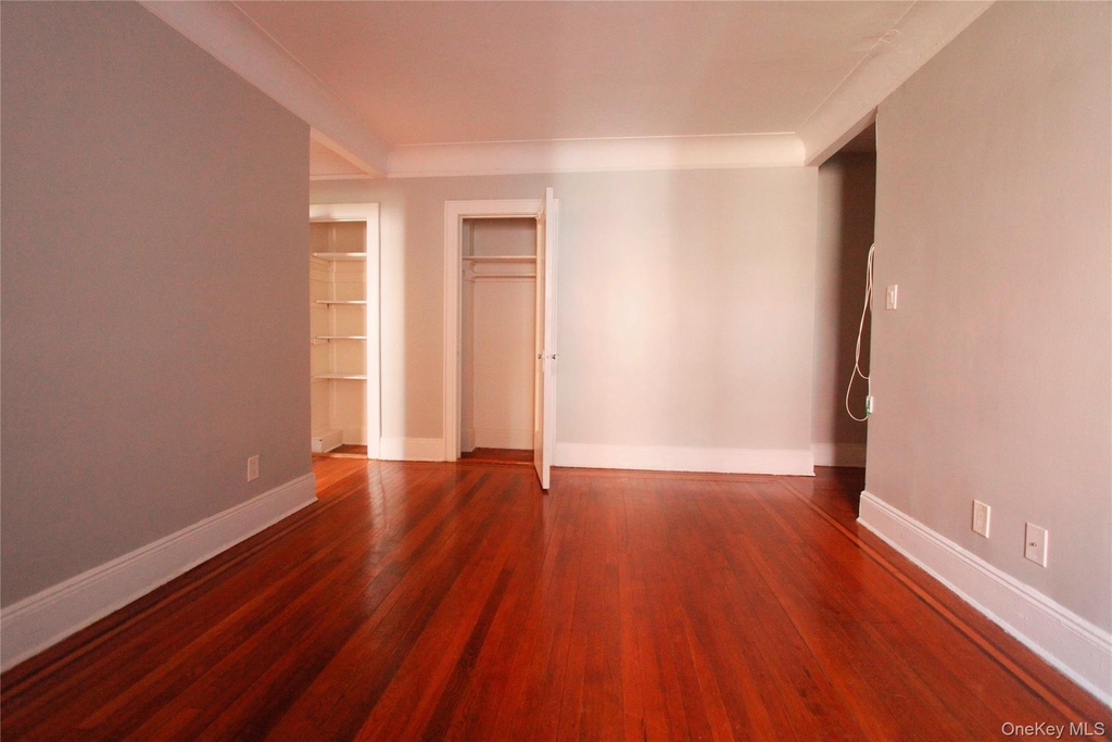 477 Merrick Road - Photo 5