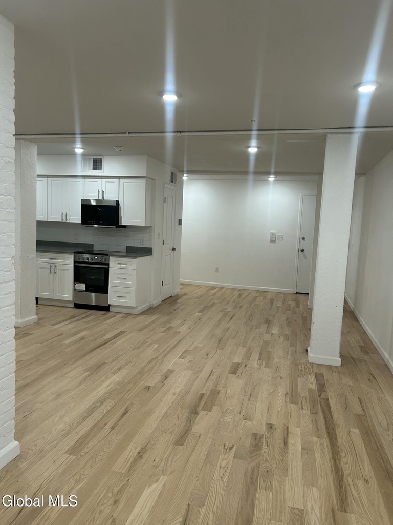 155 River Street - Photo 5