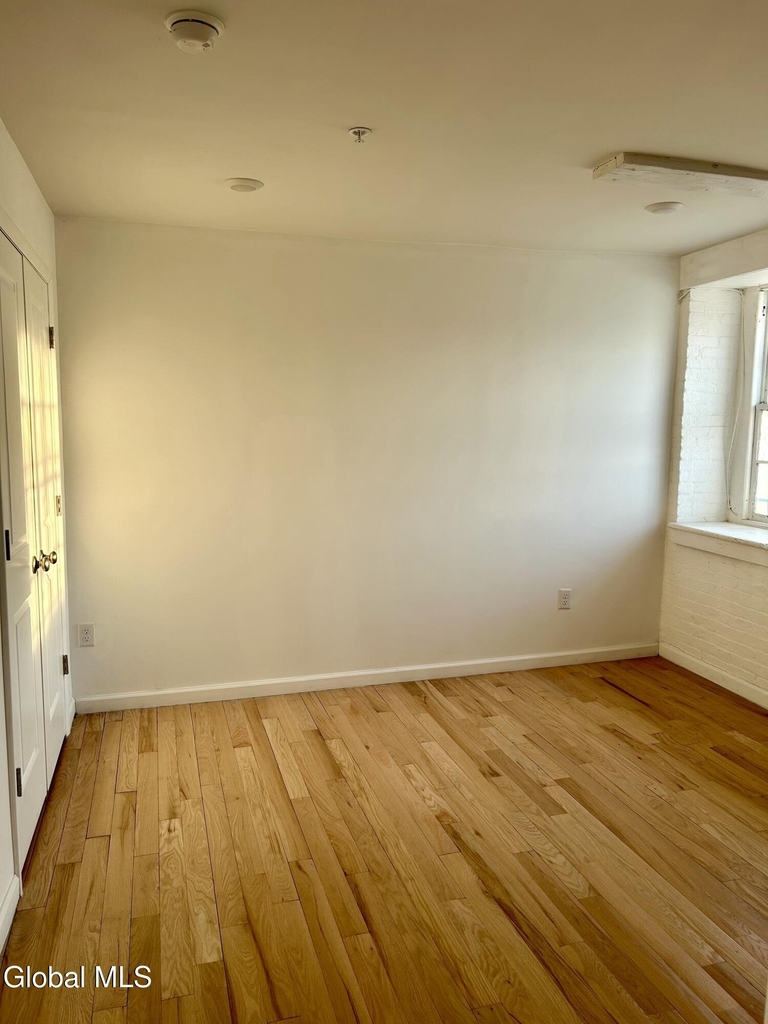 155 River Street - Photo 3