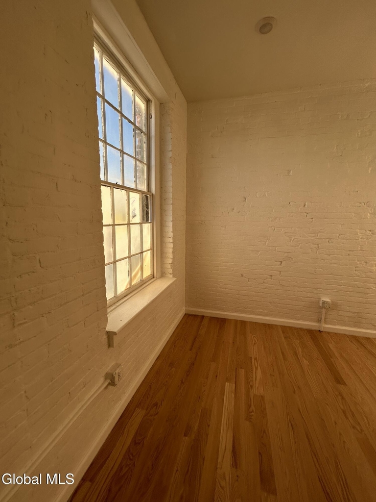 155 River Street - Photo 11