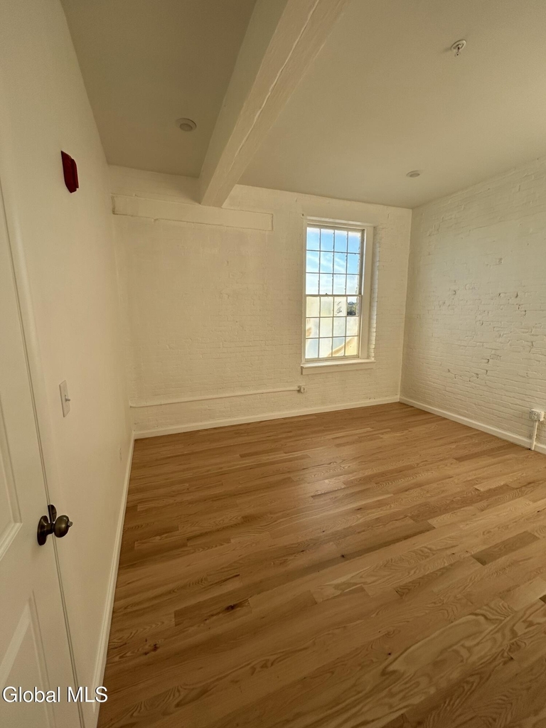 155 River Street - Photo 10