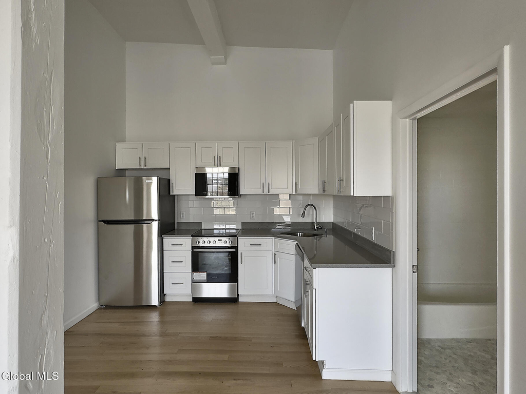 155 River Street - Photo 3