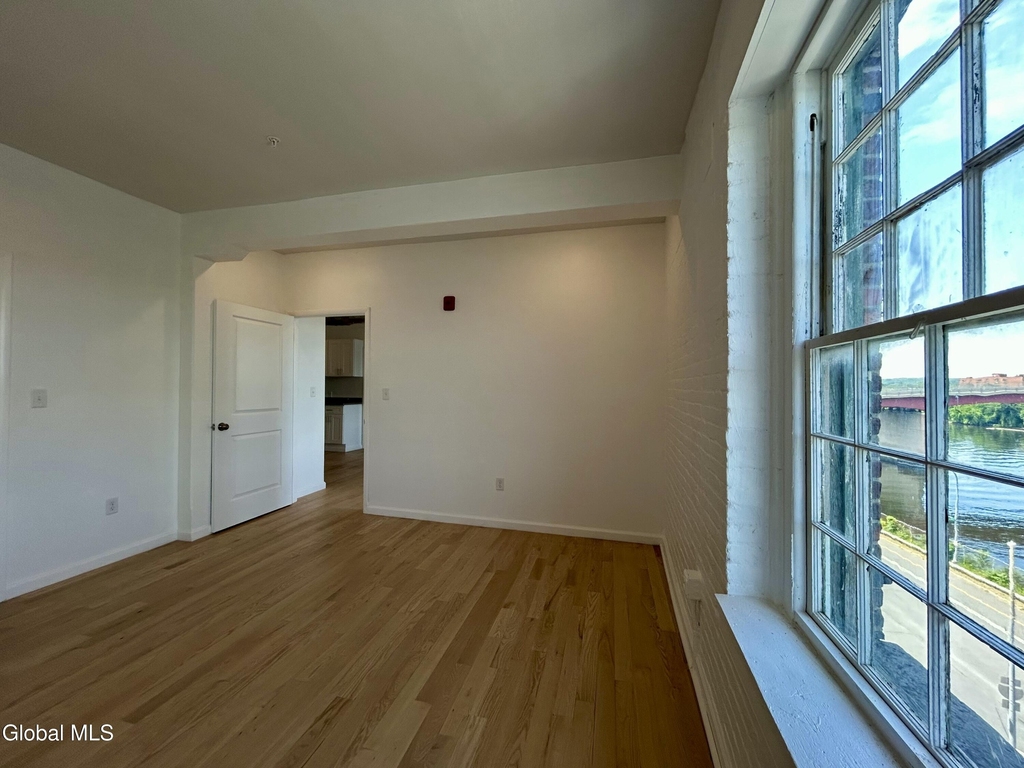 155 River Street - Photo 13
