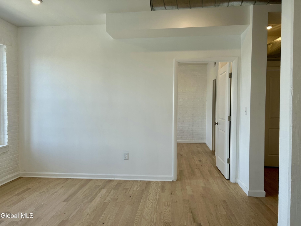 155 River Street - Photo 5