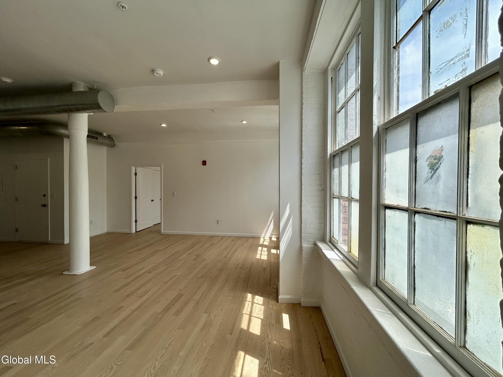 155 River Street - Photo 10
