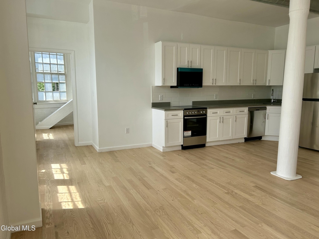 155 River Street - Photo 12